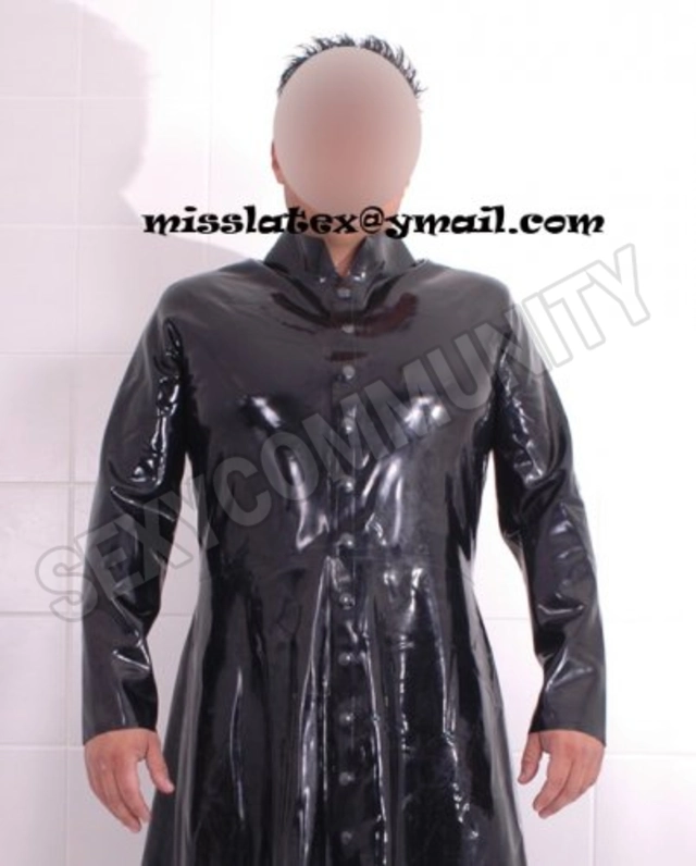 Miss1Latex4626199